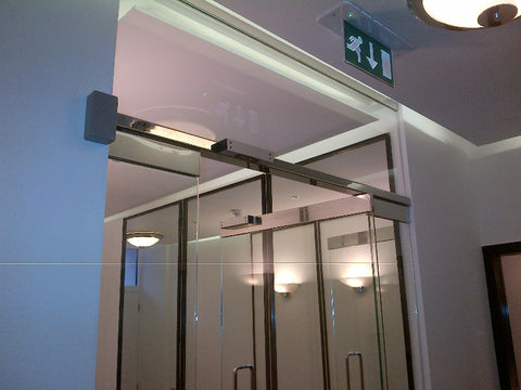 St Swithins Lane - Mirrors, Spayed Wall Claddings, Frameless Entrace