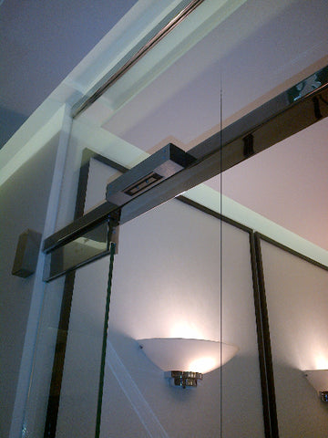 St Swithins Lane - Mirrors, Spayed Wall Claddings, Frameless Entrace